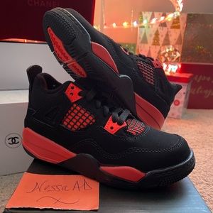 Jordan 4 “Red Thunder” (PS)
